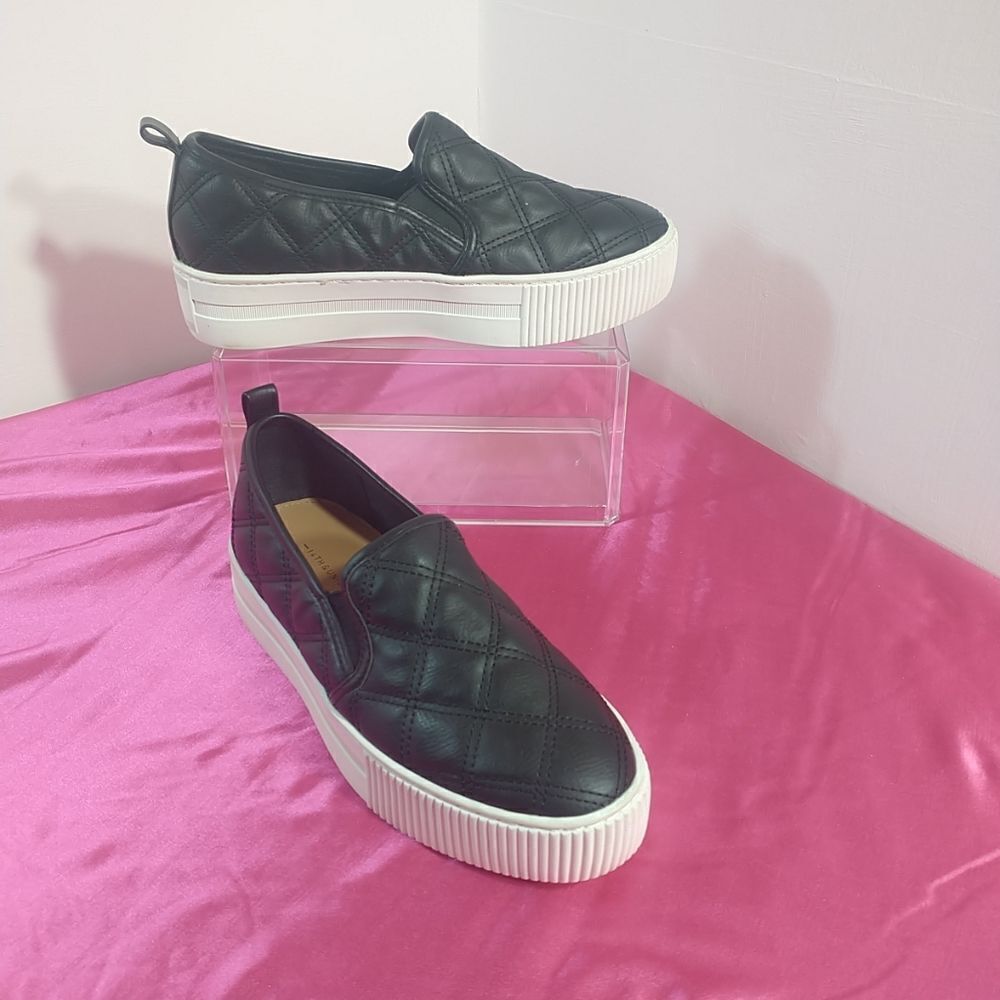 14TH & UNION Black Quilted Platform Sneakers Shoes Women’s Size 6M faux leather.